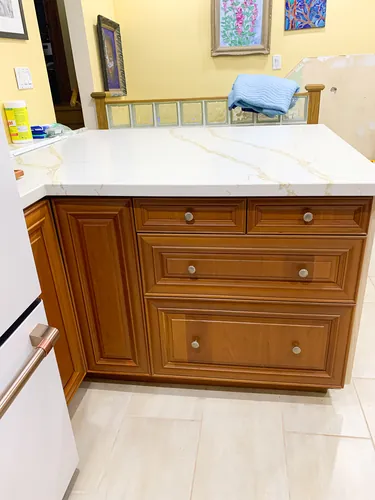 Dining table, satin finish